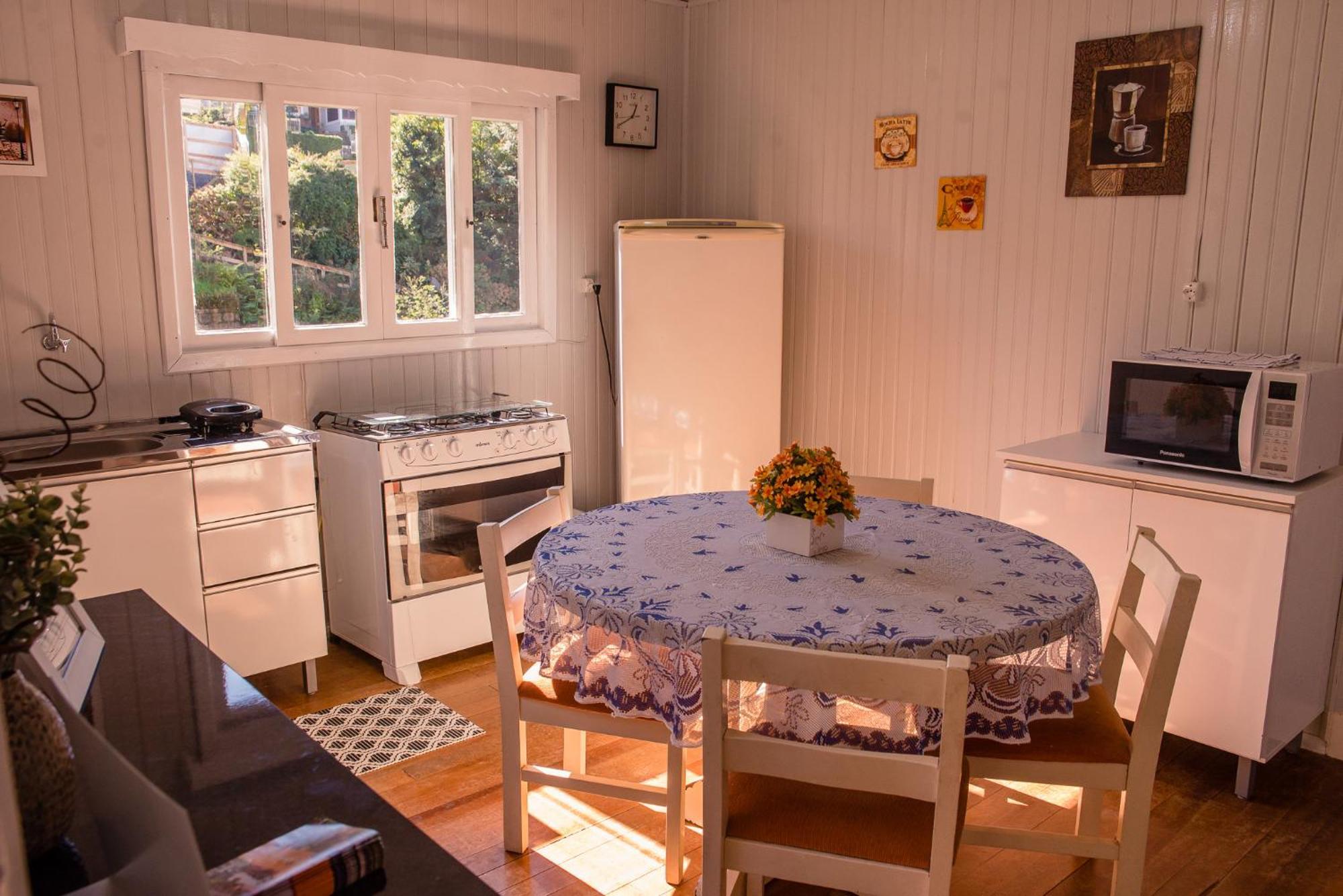 Hospedagem Vila Suica Centro Gramado Room photo